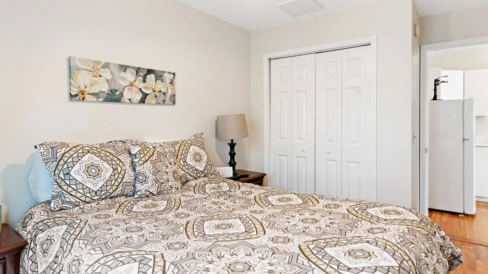 535 E Liberty Lane Carriage House Villa Savannah USA